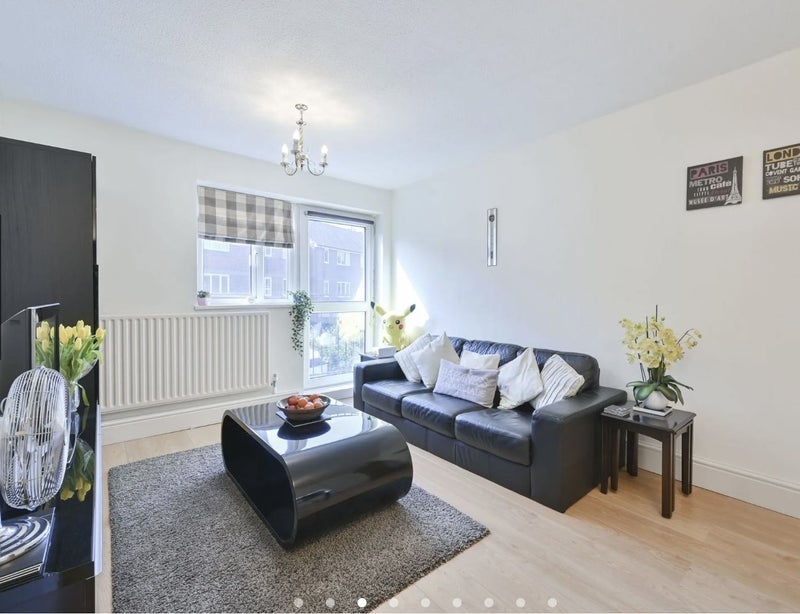 Flat Conistone Way in Greater London