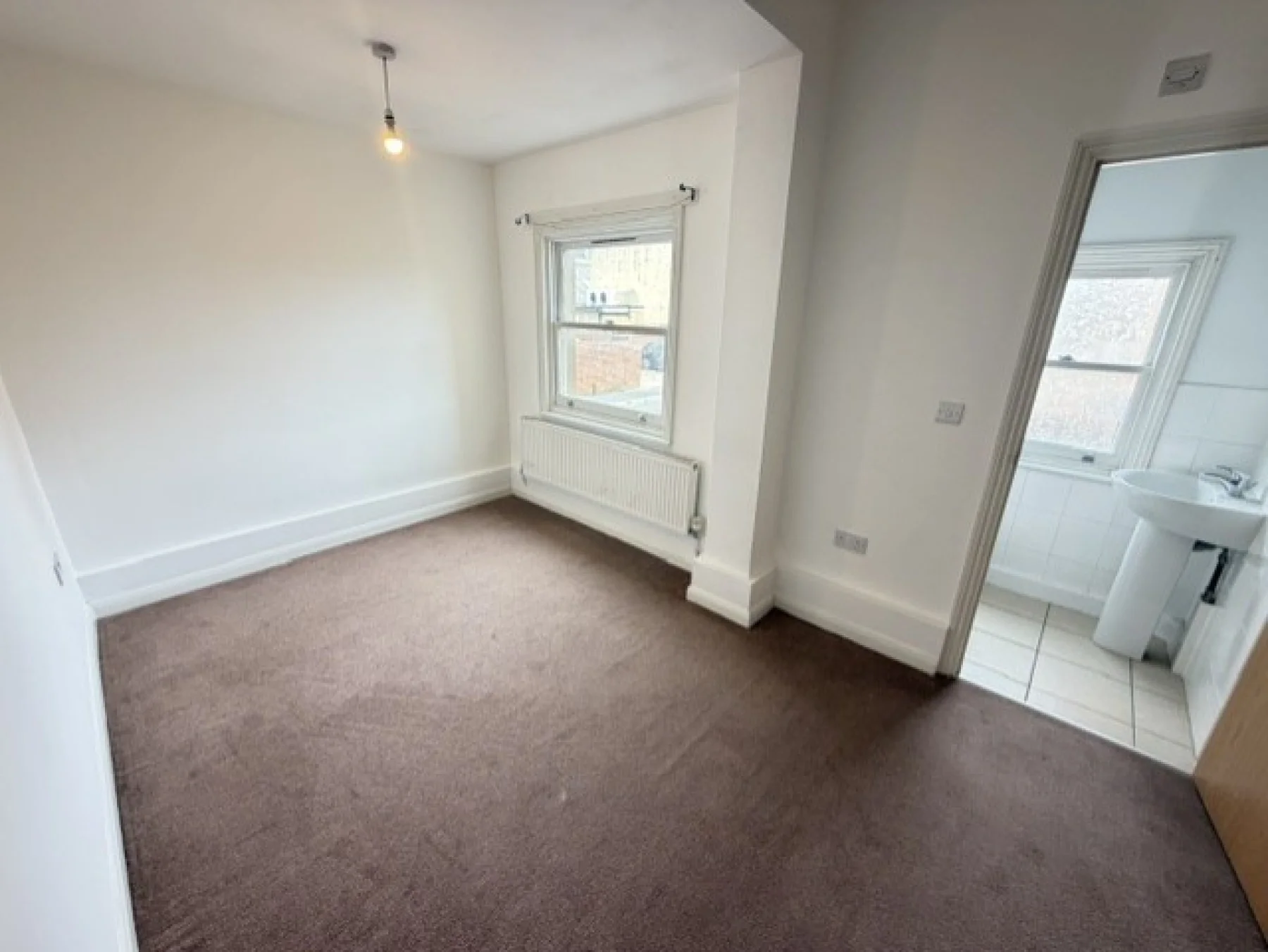 Flat Darnley Street in Gravesham