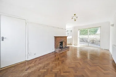 House Windermere Road in Greater London
