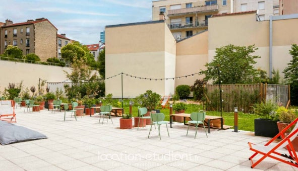 Flat Rue Roque de Fillol in Puteaux