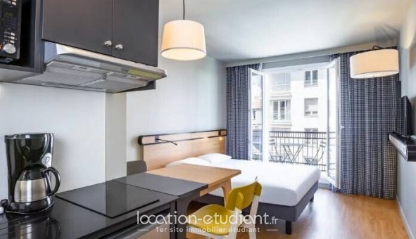 Flat Rue Roque de Fillol in Puteaux