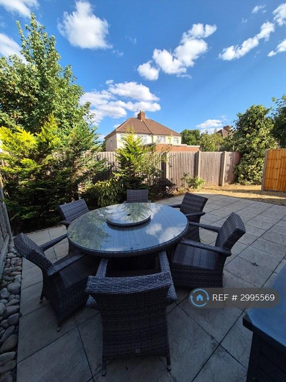 Flat New Park Avenue in Greater London