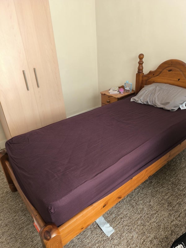 Room Holgate Crescent in Sheffield
