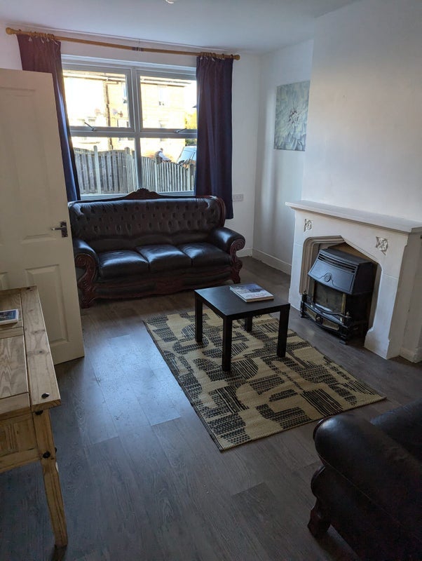 Room Holgate Crescent in Sheffield