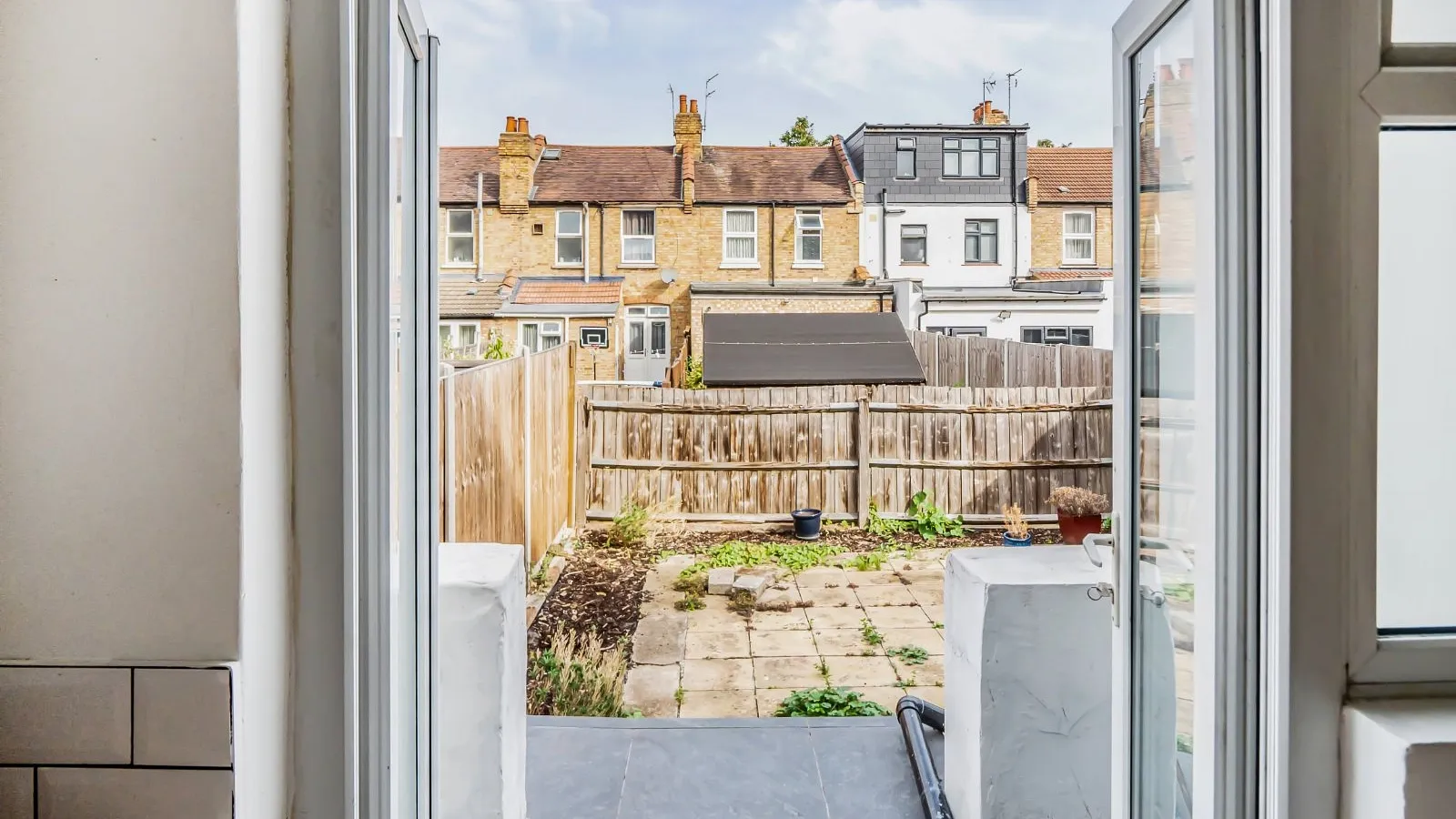 Flat Tottenhall Road in Greater London