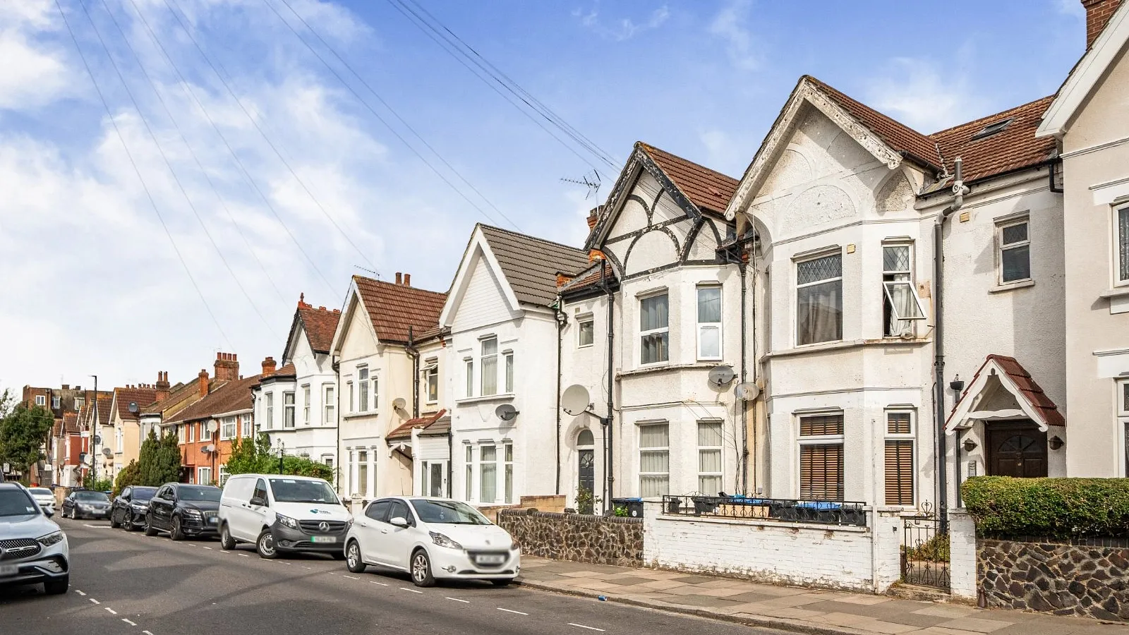 Flat Tottenhall Road in Greater London