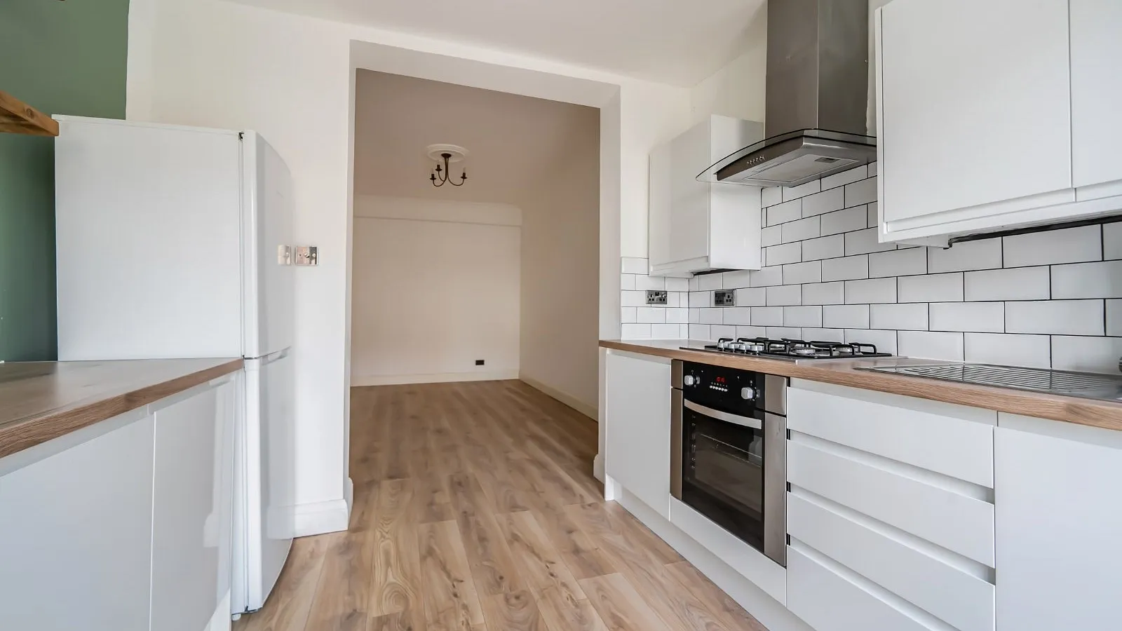 Flat Tottenhall Road in Greater London