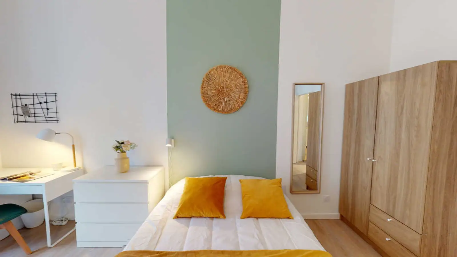 Room Rue Gentil in Lyon