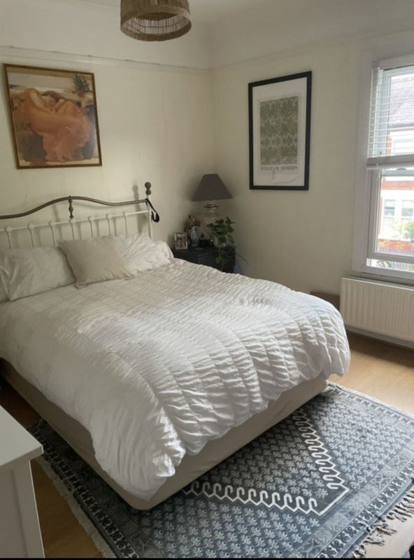 Room Swinfield Avenue in Manchester