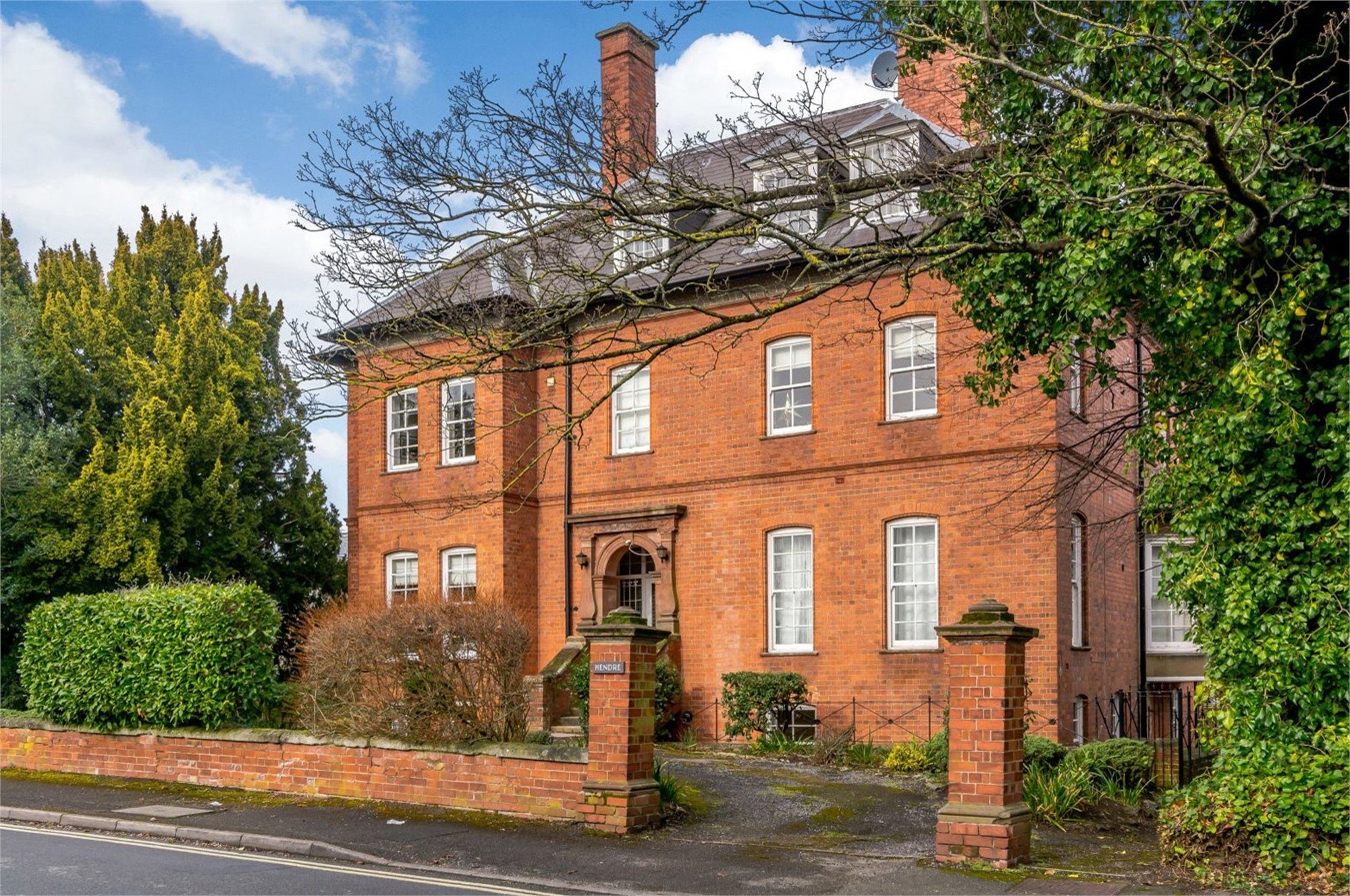 Flat Overton Park Road in Cheltenham
