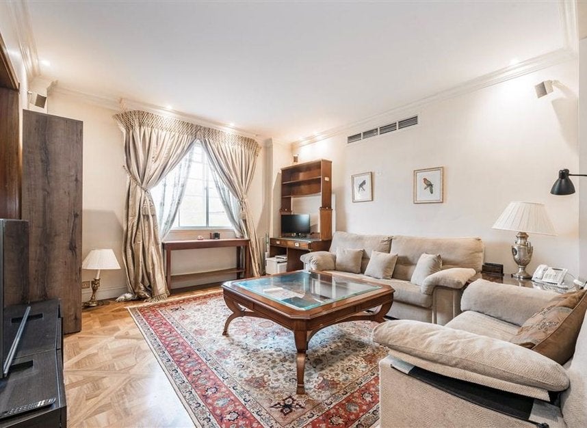 Flat Princes Gate in City of Westminster