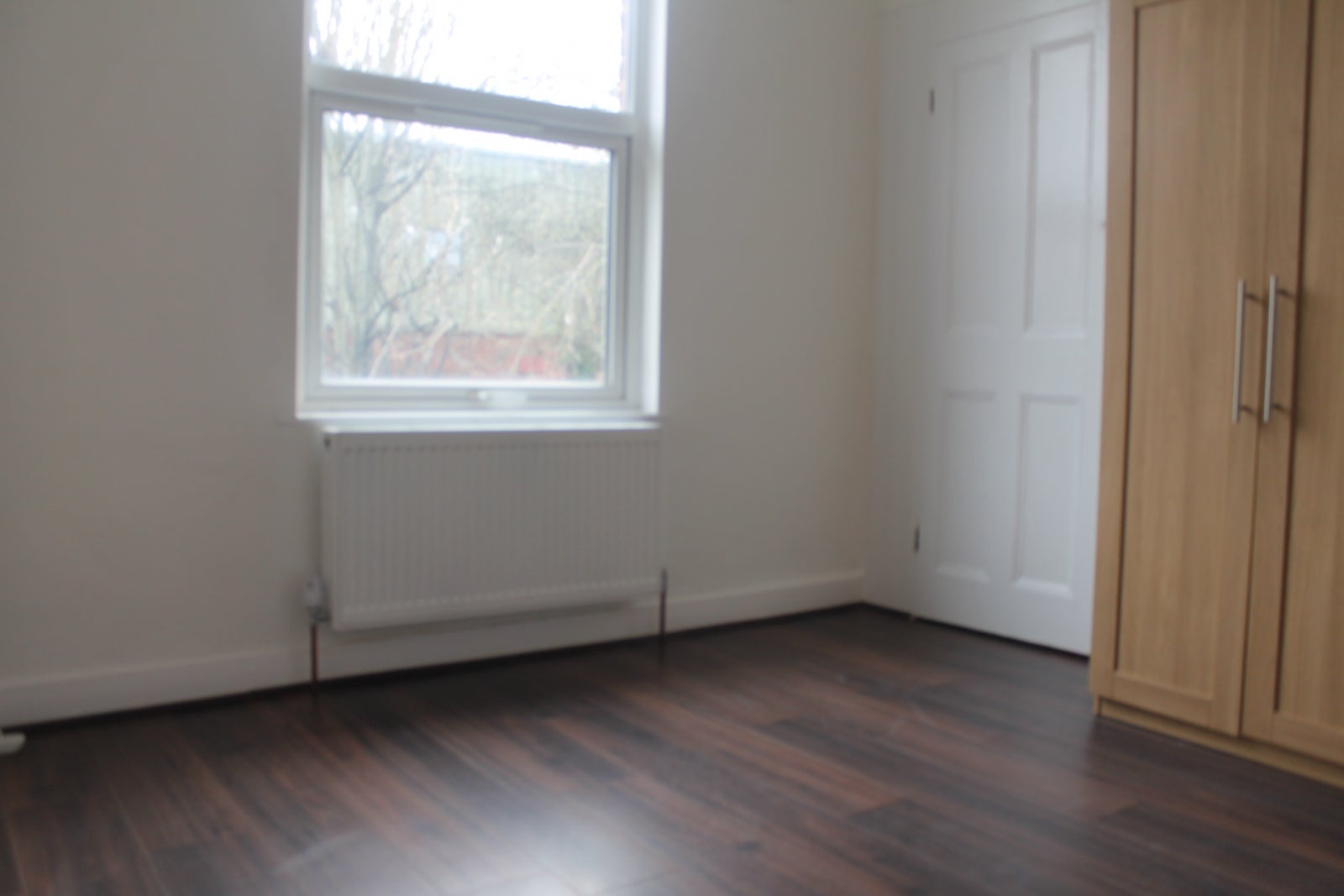 Flat Colney Hatch Lane in Greater London