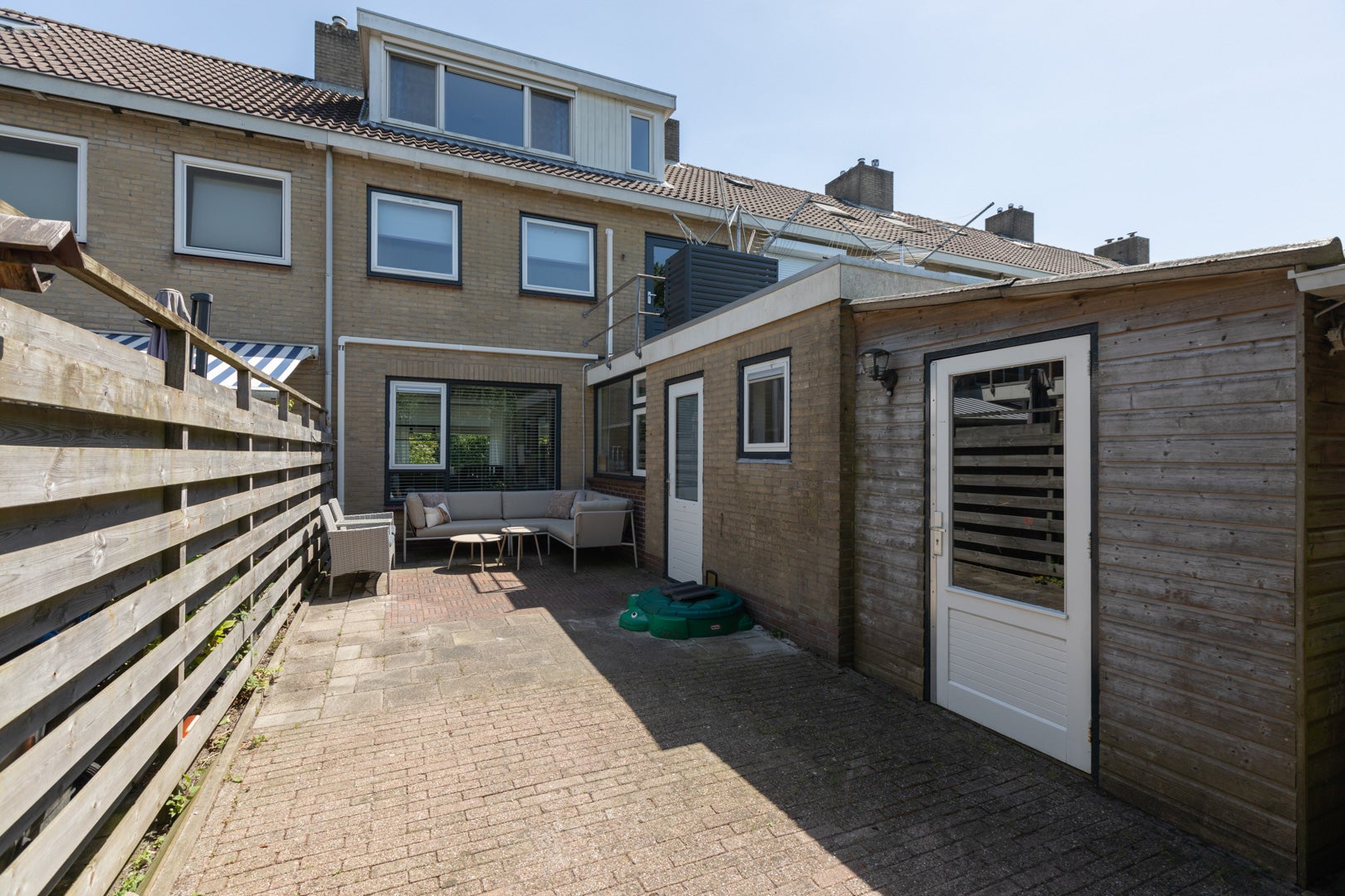 Tussenwoning te koop: De Hoppen 137, Sneek