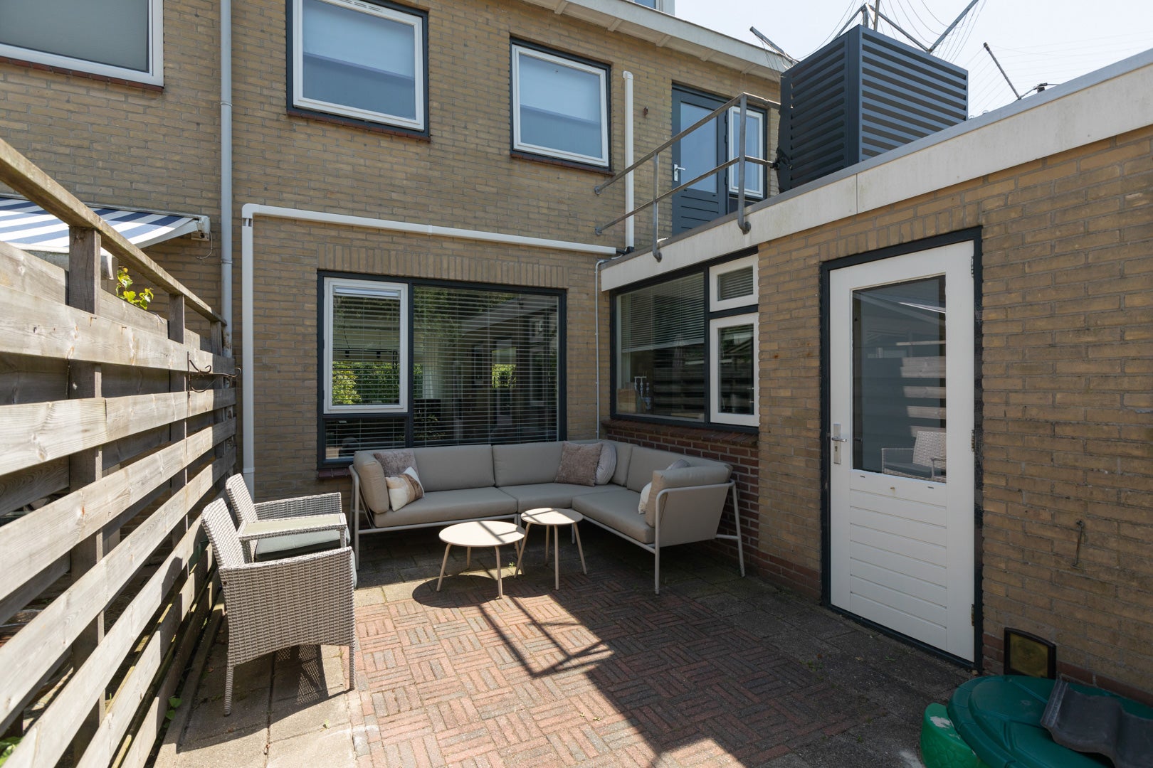 Tussenwoning te koop: De Hoppen 137, Sneek