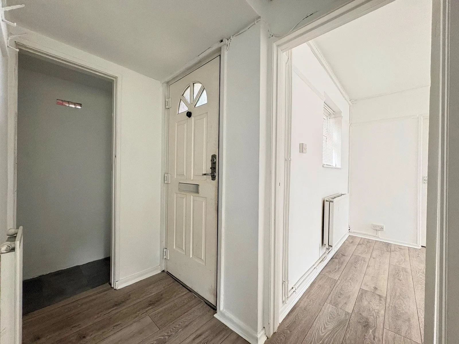 Flat McEntee Avenue in Greater London