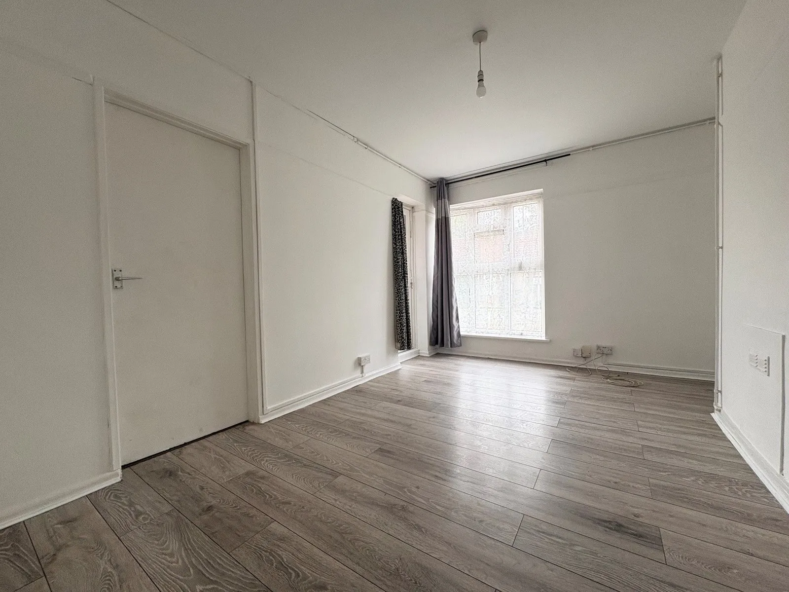 Flat McEntee Avenue in Greater London