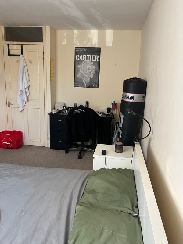 Room Verdi Crescent in City of Westminster