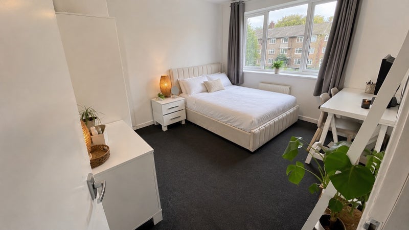Flat Hartley Street in Greater London