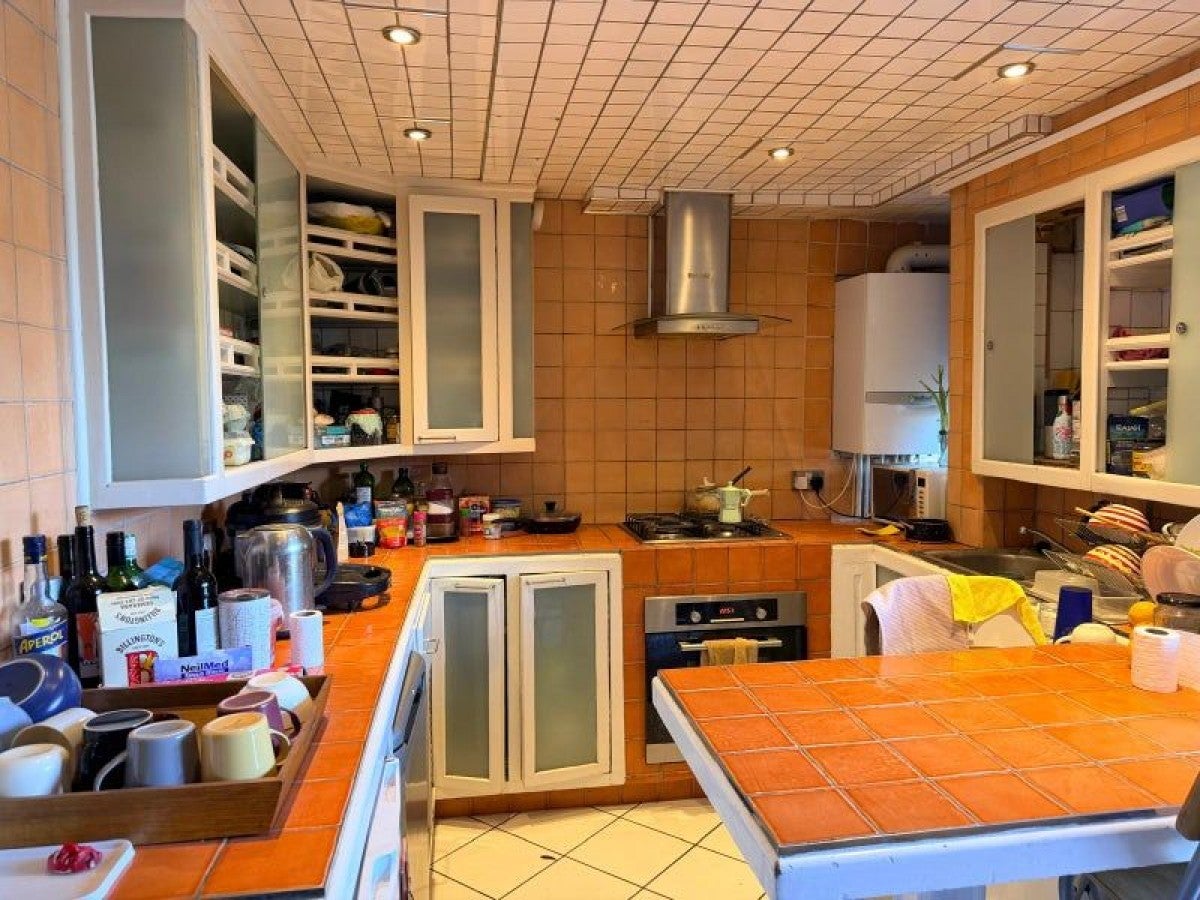 Room Provost Street in Greater London