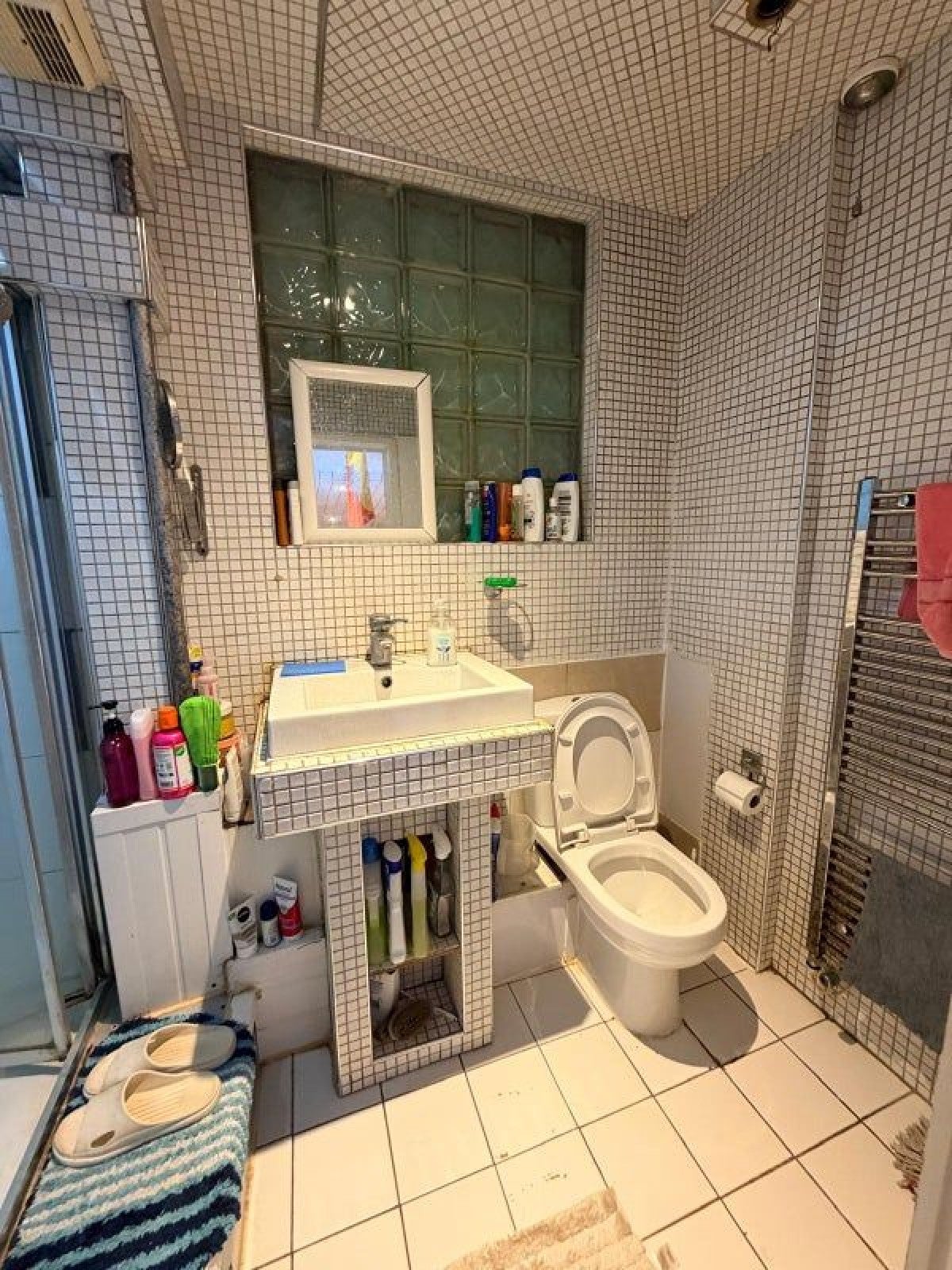 Room Provost Street in Greater London