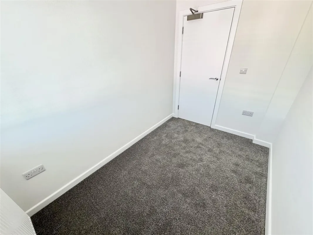 Flat Kingland Crescent in Poole