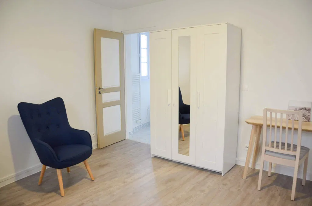 Chambre Place de la Libération à Les Mureaux
