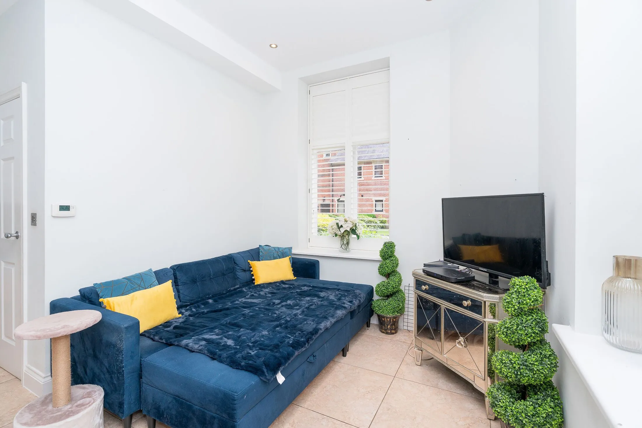Flat Royal Connaught Drive in Hertsmere