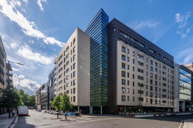 Flat Gillingham Street in City of Westminster