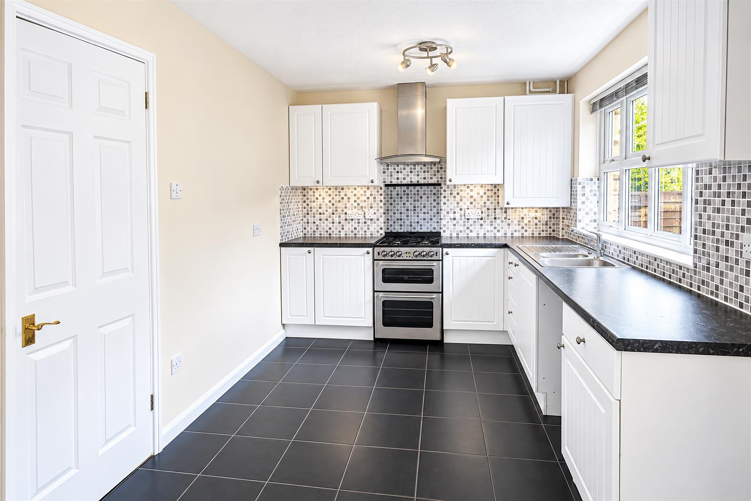 House Laundry Lane in Sandhurst