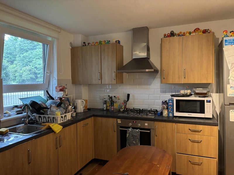 Room Ferry Road in Glasgow