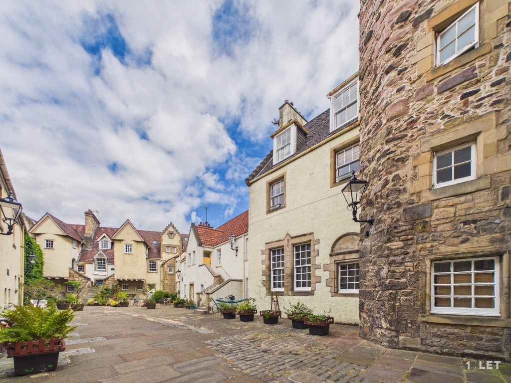 Room White Horse Close in City of Edinburgh