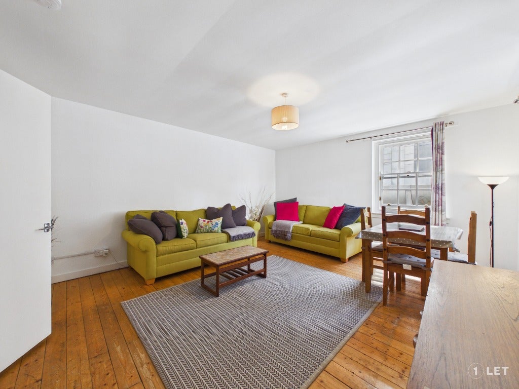 Room White Horse Close in City of Edinburgh