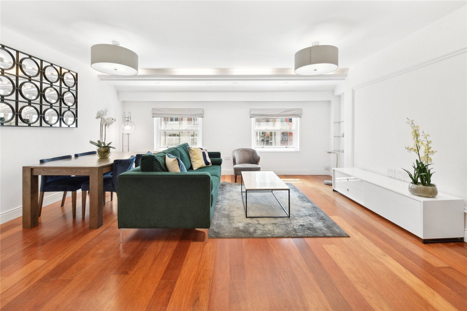 Flat Oxford Street in City of Westminster