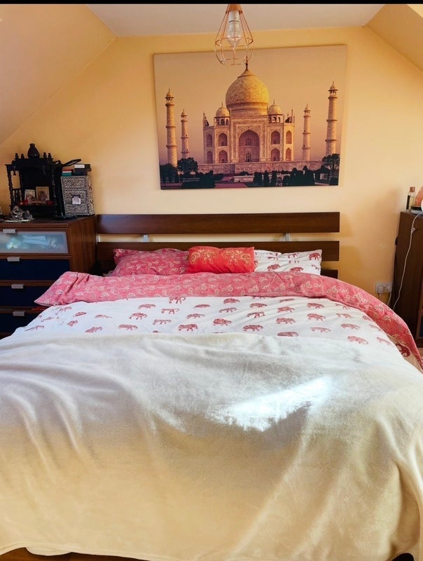 Room Rodney Road in Backwell