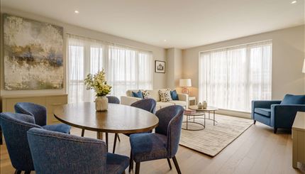 Flat Westferry Circus in Greater London