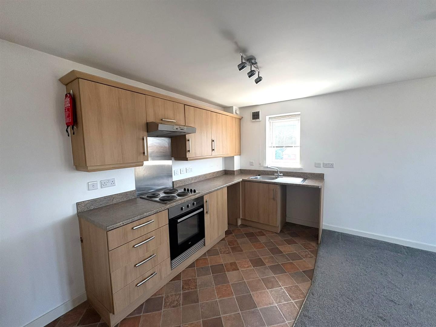 Flat Woodheys Park in Hull