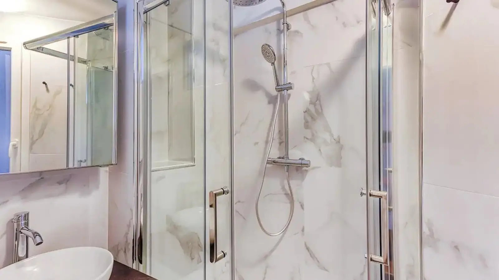 Appartement Quai de Jemmapes à Paris