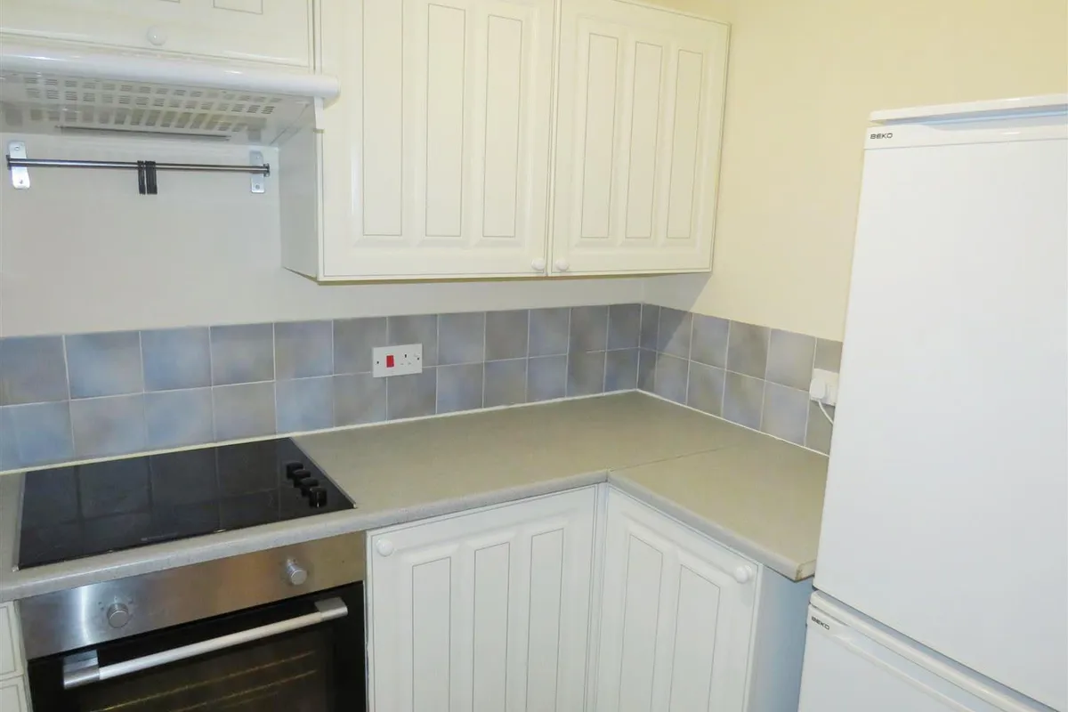 Flat Briarswood in Southampton