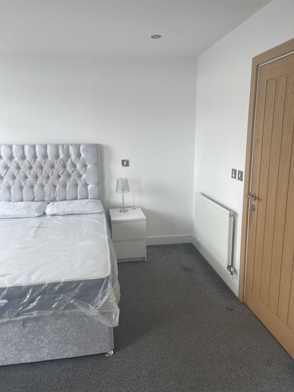 Flat Campbell Street in Leicester