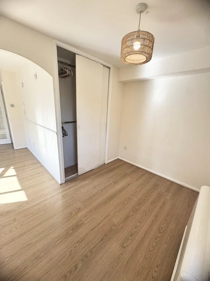 Flat Bonchurch Court in Purfleet-on-Thames
