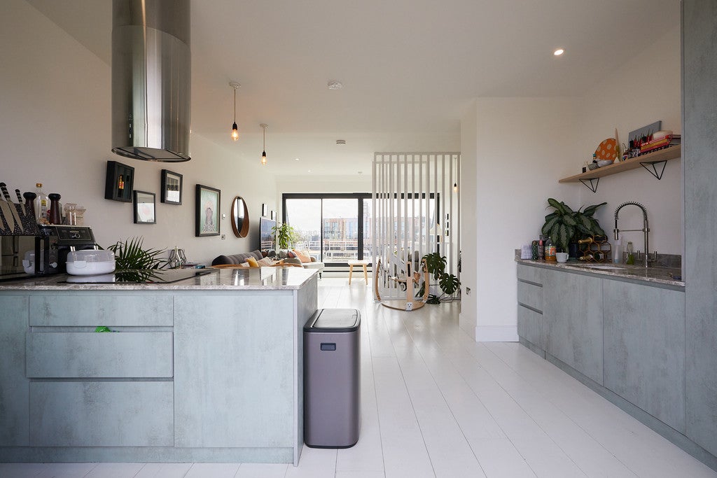 Flat Mentmore Terrace in Greater London