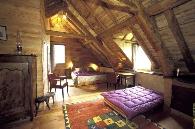 Room Cami de Buret in Asque
