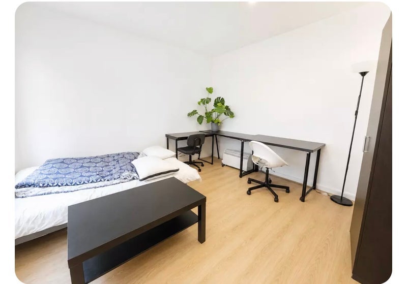 Room Criterion Mews in Greater London