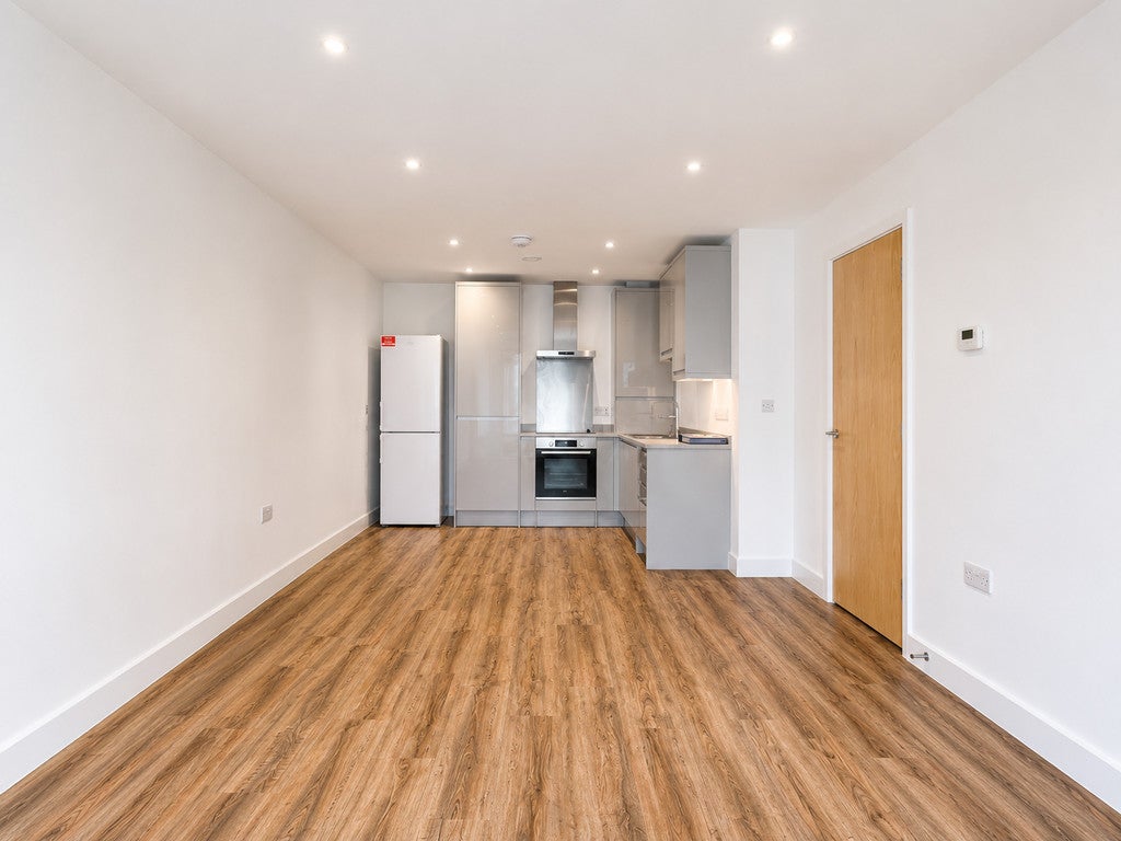 Flat Drovers Place in Huntingdonshire