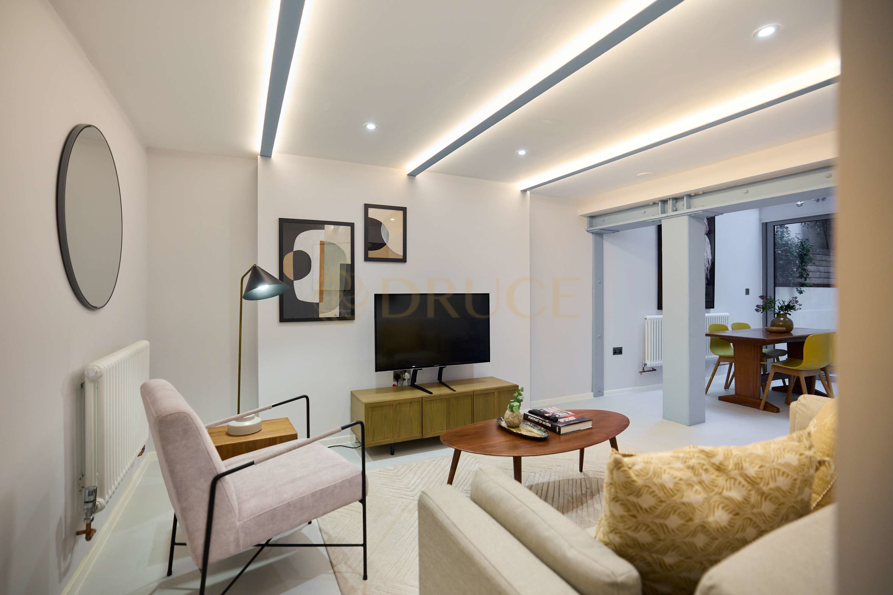 Flat Harrow Road in City of Westminster
