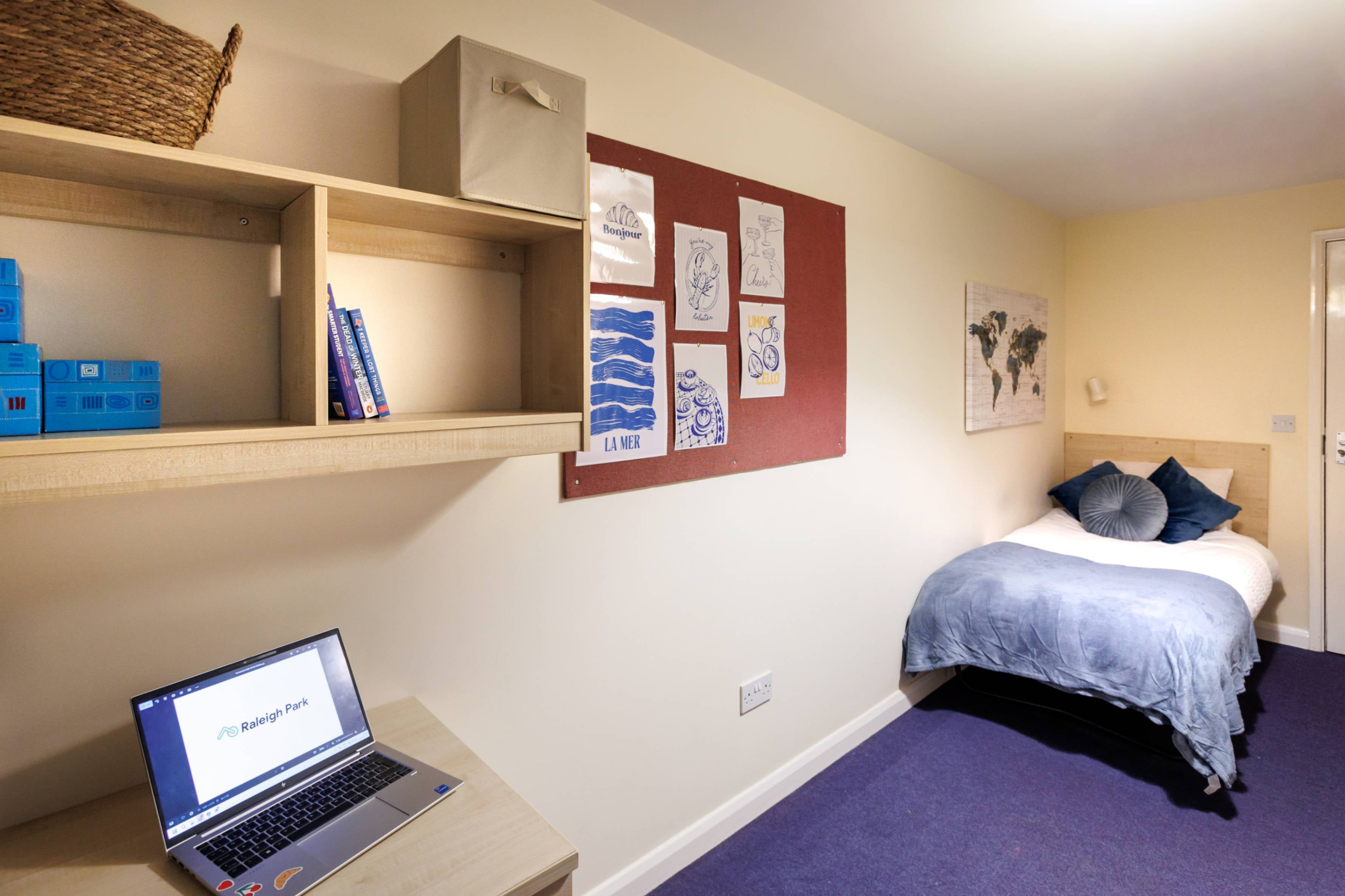 Room Wragby Road in Nottingham