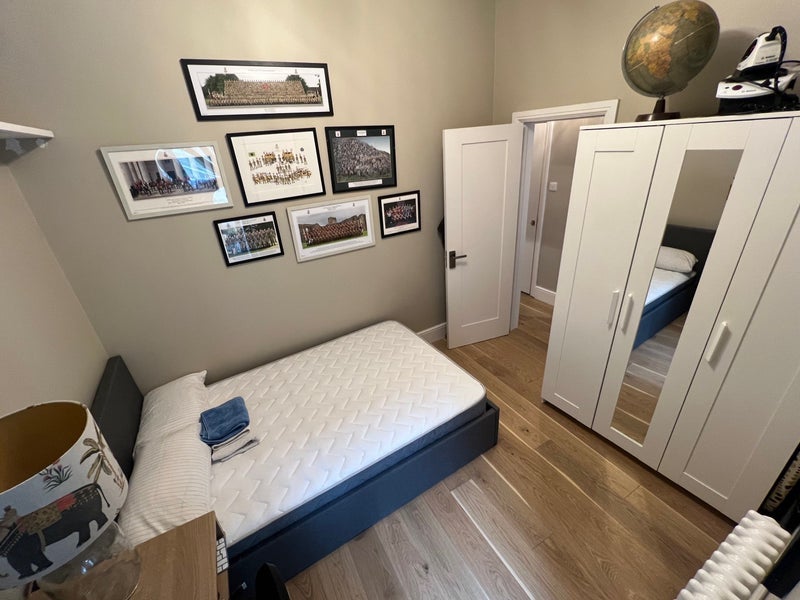 Room Ilminster Gardens in Greater London