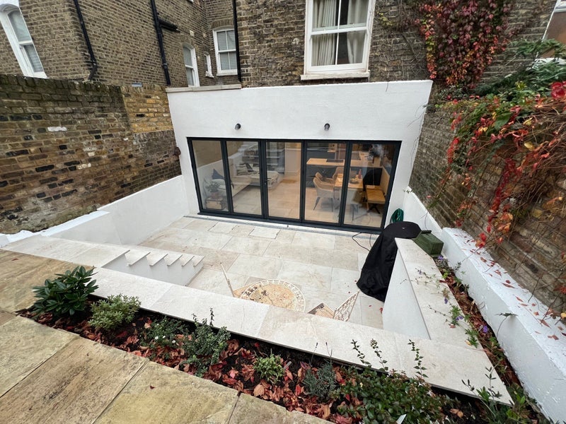 Room Ilminster Gardens in Greater London