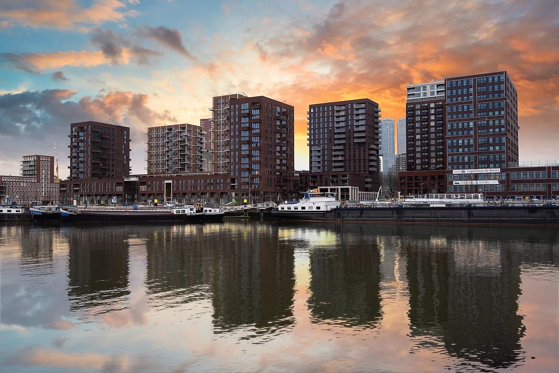 Flat Brede Hilledijk in Rotterdam