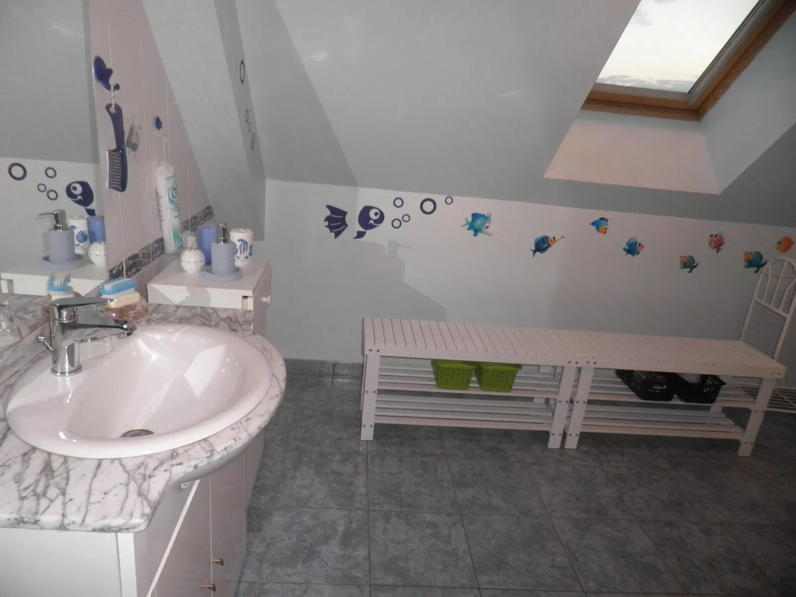 Room Rue de Malicorne in La Suze-sur-Sarthe
